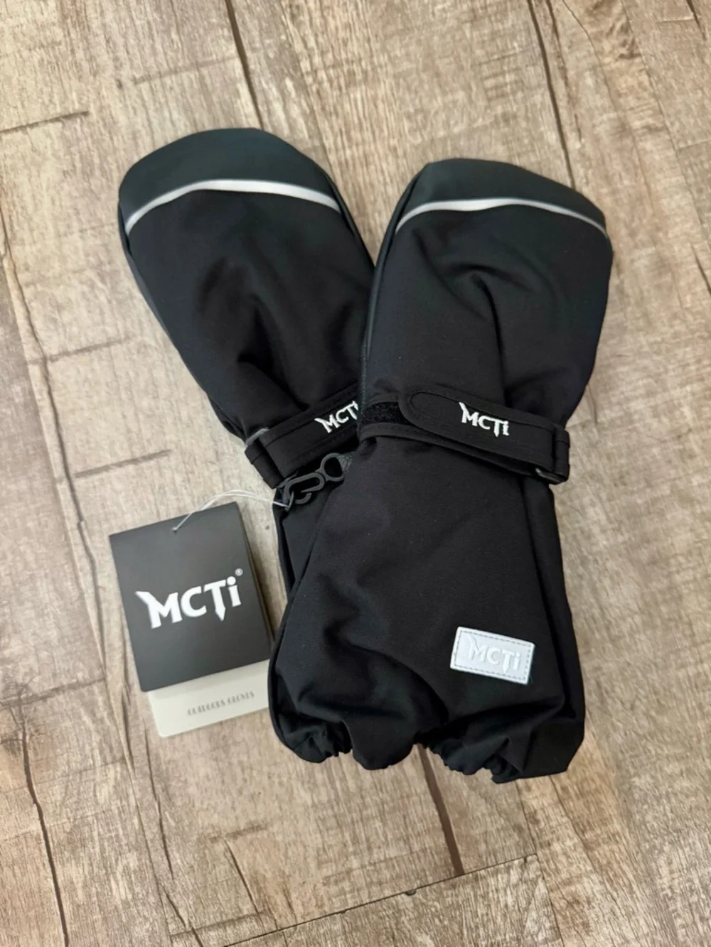 NWT MCTi Kids Winter Gloves Waterproof Windproof Insulated Black Kids-19